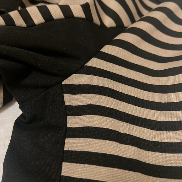 Women’s ANNIE KLEIN, Zip Up, Collared, Casual Dressy Coat, Tan/Black, S-L - Picture 8 of 9